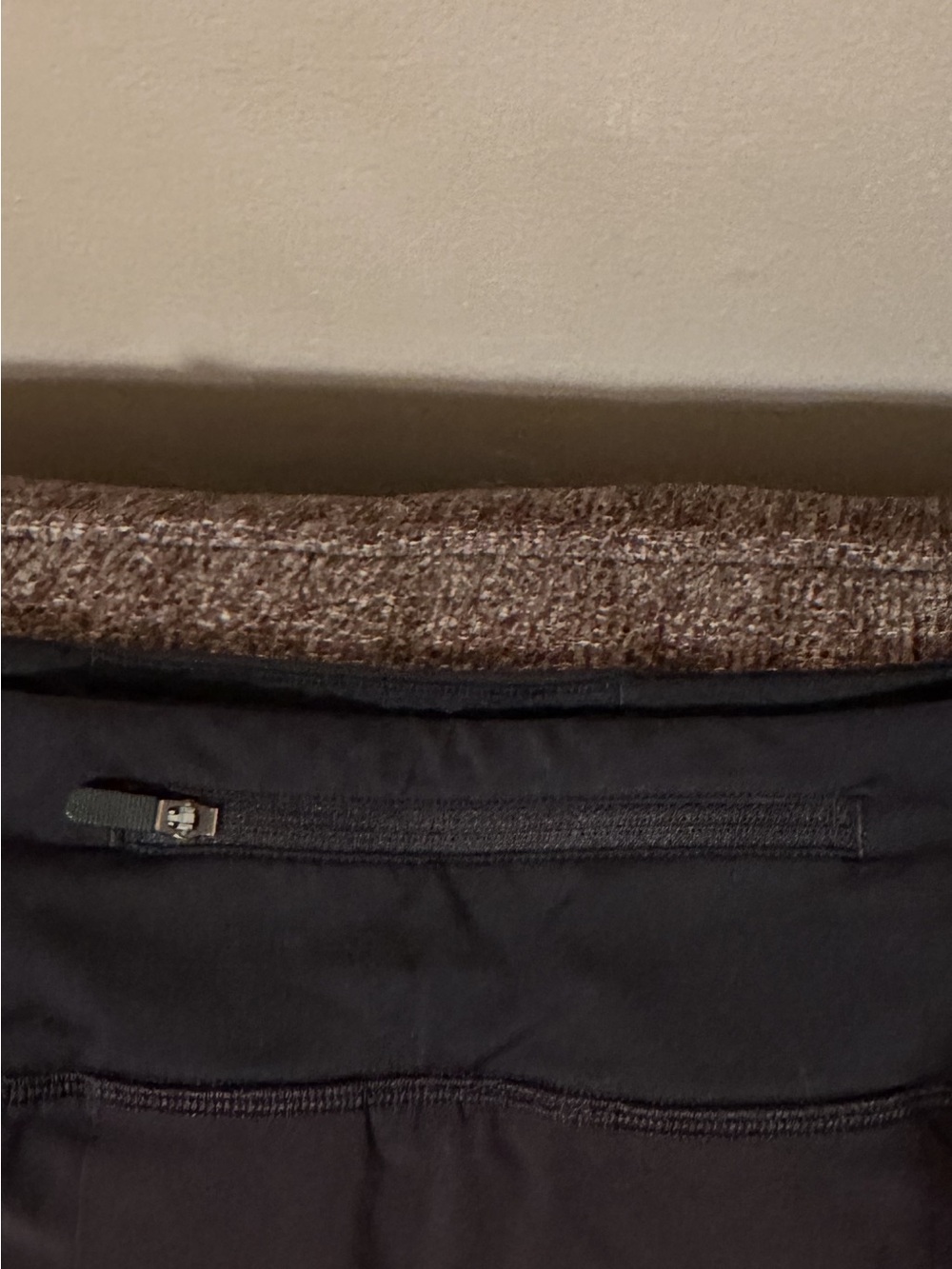 Lululemon Pace Rival blk size 4 skort. Excellent condition. No flaws or pilling. - Picture 3 of 7